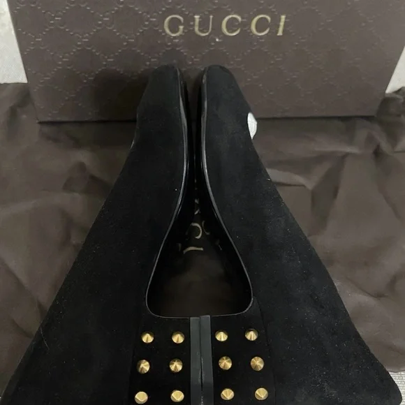NWB Gucci Jacquelyne Black Suede Gold Studded Heel Accent Pumps - Sz 6.5 - Picture 2 of 8